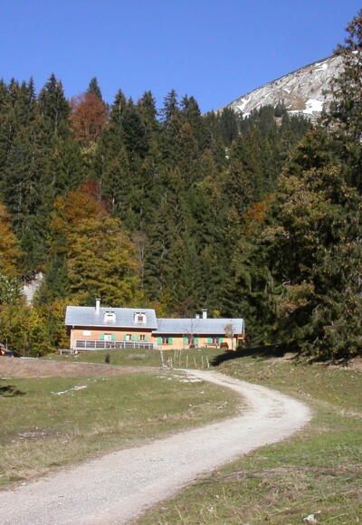 Die Schwarzenberghütte.