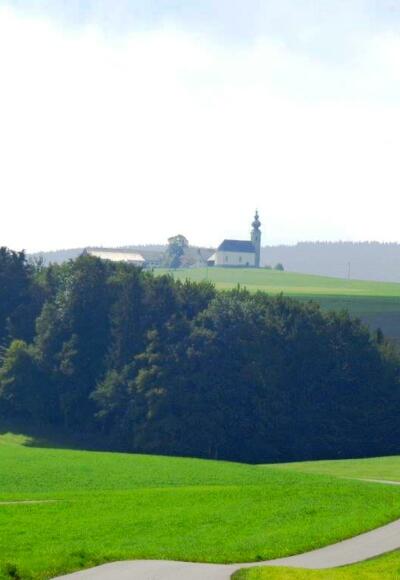 Sommerholzkirche bei Oberhofen
