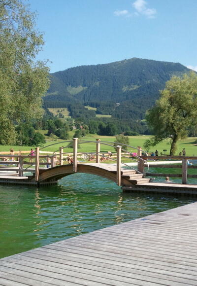 Am Samerberger Naturschwimmbad