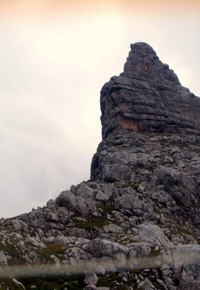 Ramesch Westgipfel 2110m von der Frauenscharte gesehen.