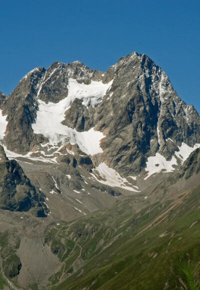 Blick vom Aufstiegsweg zur Waze im gegenüber liegenden Kaunergrat