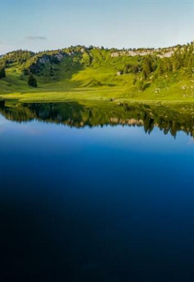 Panorama Naturjuwel Körbersee (c) Warth-Schröcken