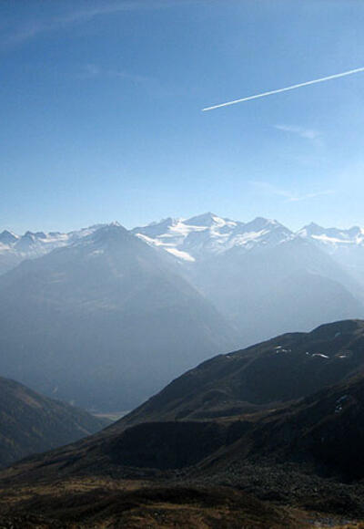 Wunderschöne Aussicht am Gipfel