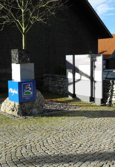 Start- und Willkommensplatz Burgberg