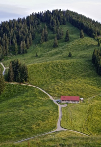 Fahnengehren Alpe bei Abenddämmerung