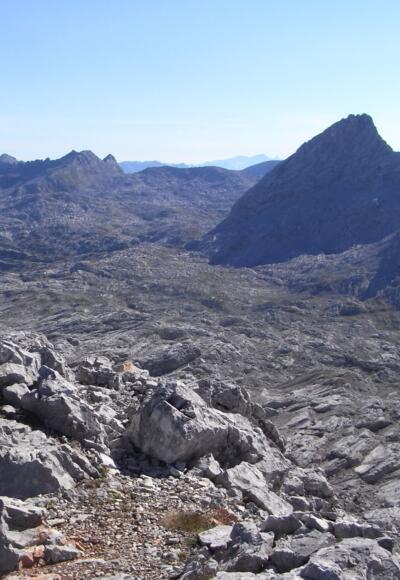 Plateau des Steinernen Meeres mit der mächtigen Schönfeldspitze (03.09.2011)