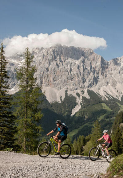 Mountainbike-Auffahrt in der Zugspitz Arena Bayern-Tirol