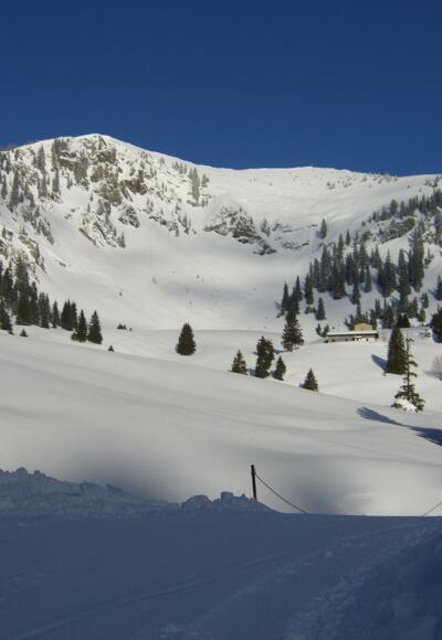 Auch im Winter ein beliebtes Tourenziel von der Hütte aus - der Jägerkamp