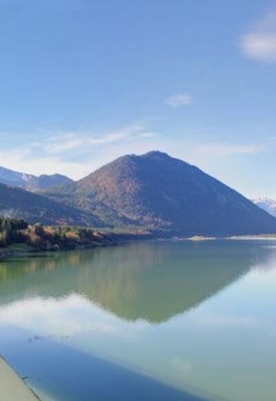 Blick auf den Sylvensteinsee