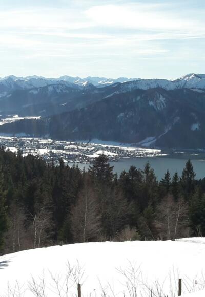 Mittwoch, 24. Januar 2018 Blick von Neureuth auf den Tegernsee 
