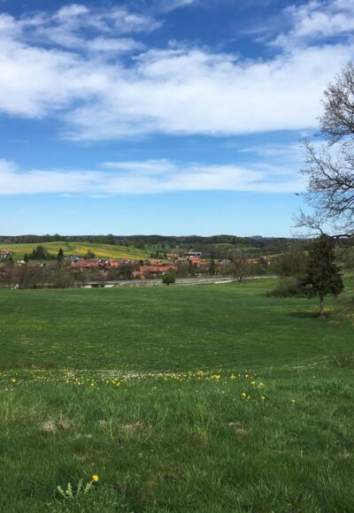 Bayerische Voralpenidylle (Blick auf Habach von Süden)