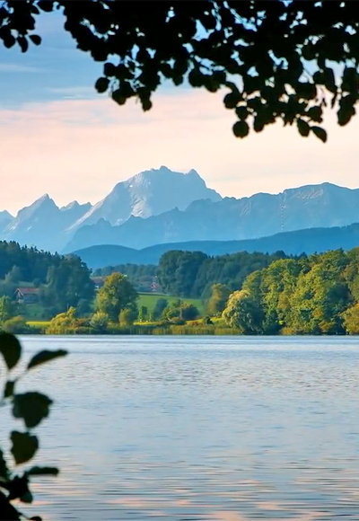 Blicküber den Abtsdorfer See zum Watzmann