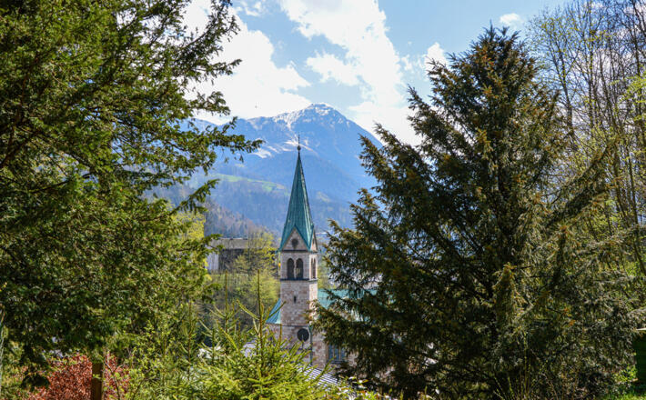 Blick vom Soleleitungsweg zu Christuskirche