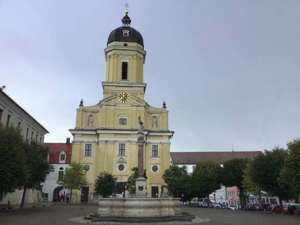 Schleifenroute - Neuburg a.d. Donau Hofkirche