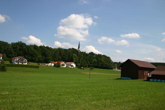 Startpunkt Haselbach bei Dietersburg.