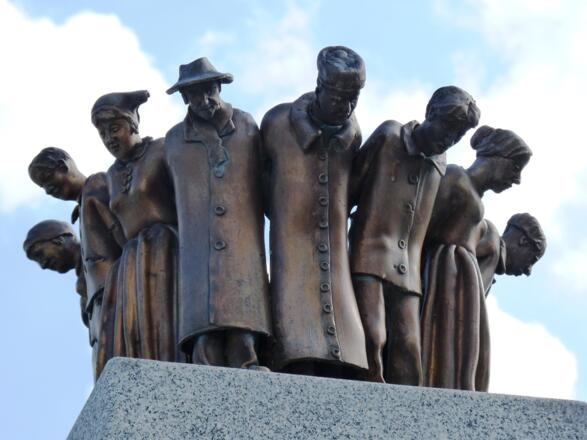 Dorfbrunnen bei Emmersdorf - Detail