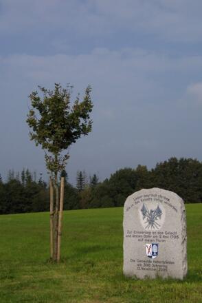 Gefallenen Denkmal bei Platten