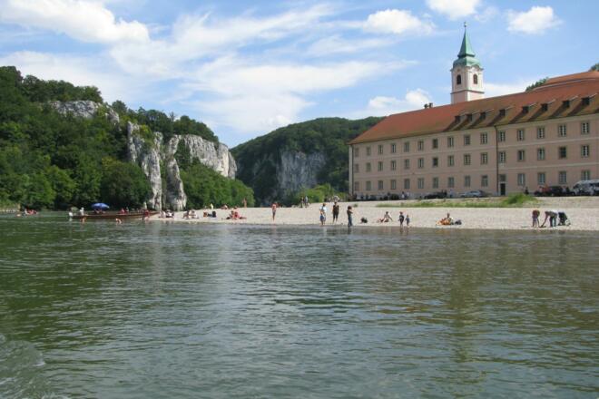 Kloster Weltenburg am Donaudurchbruch bei Kelheim im Altmühltal