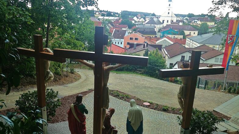 Ausblick am Denkmal auf Tann