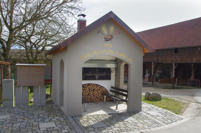 Holzbackofen in Pleisberg 2017