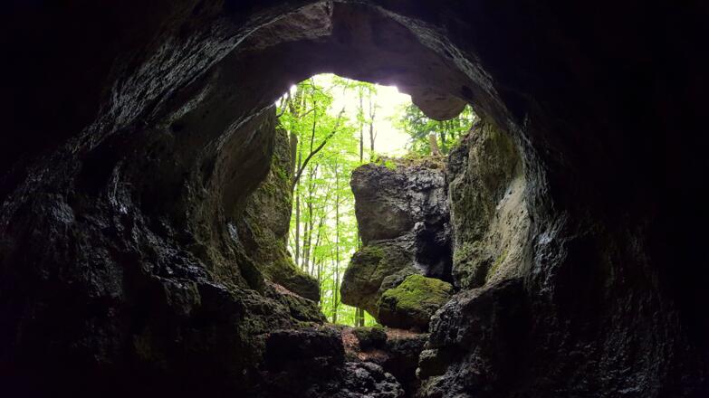 Blick aus der Cäciliengrotte (Höhle Nr. 4)