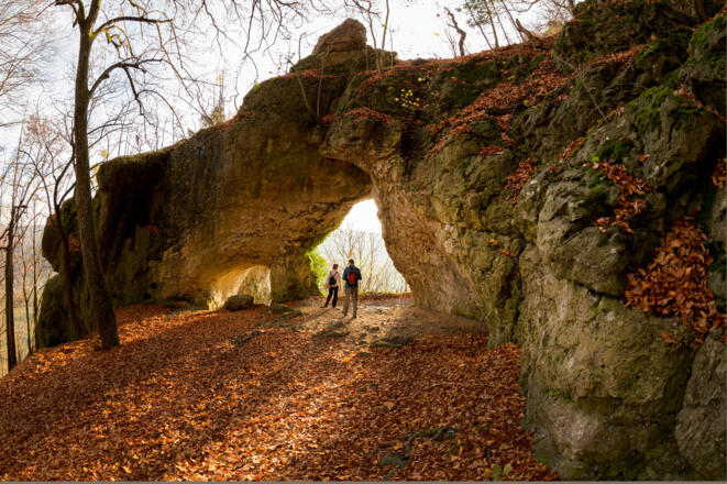 Der beeindruckende Hohle Fels