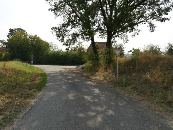 Straße nach Großgressingen