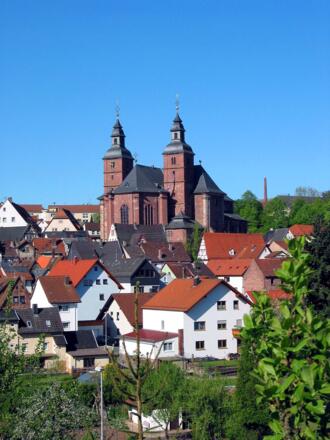 Stadtansicht mit Basilika Walldürn