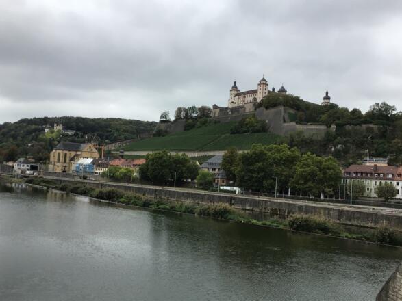 Schleifenroute - Würzburg Blick von der alten Mainbrücke
