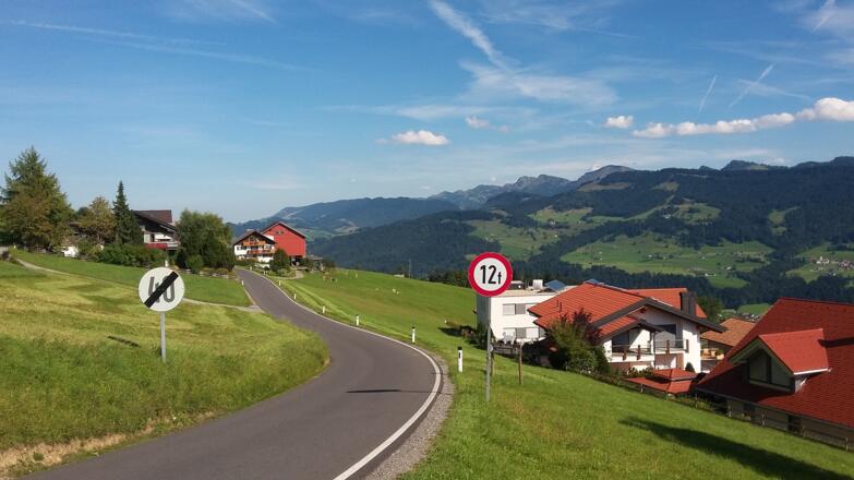 herrliche, verkehrsarme Straßen