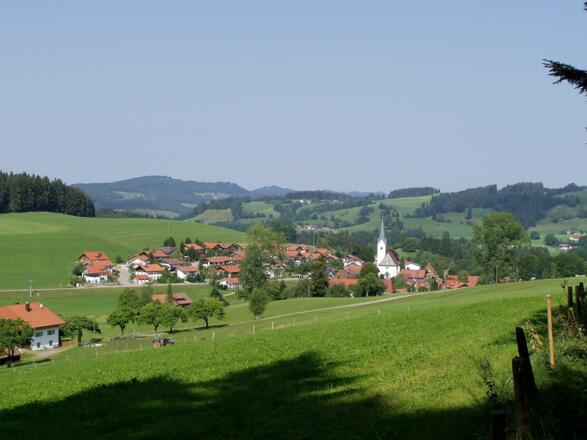 Blick auf Stiefenhofen