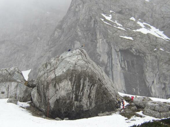Übungfels auf dem Weg zum Blaueisgletscher