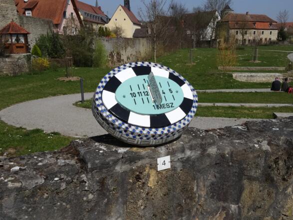 Röttingen Sonnenuhr 4