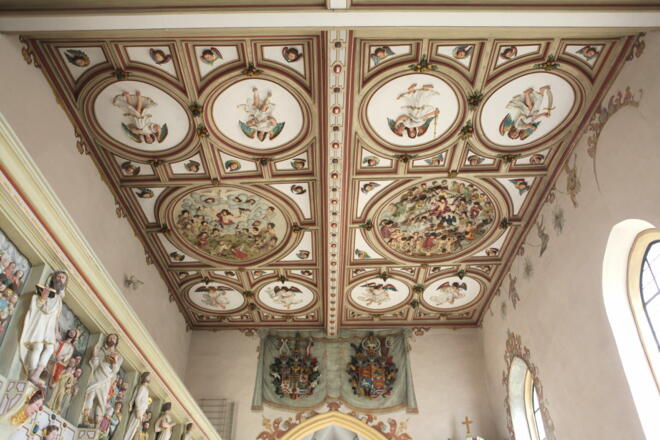 Reich verzierte Flachdecke - St. Johannis - Rödental (Oeslau)