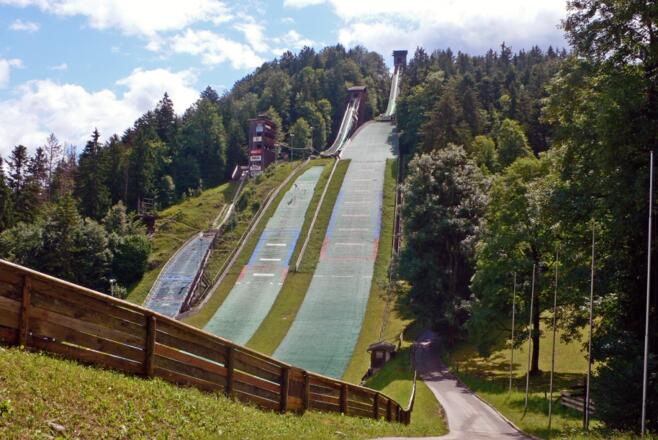 Die Skischanze auf dem Kälberstein