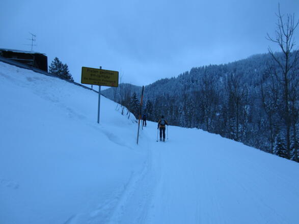 Ziehweg beim Pechhäusl - direkt neben der Roßfeldstraße