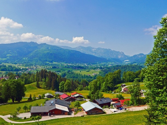 Blick zum Lattengebirge