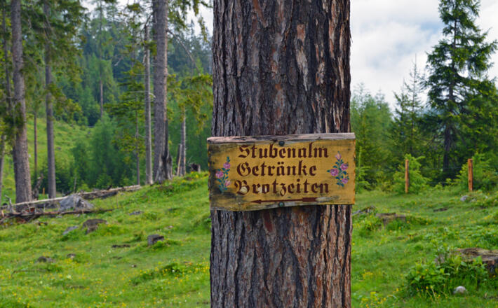 Wandern auf dem Märchenpfad Bischofswiesen am Aschauerweiher