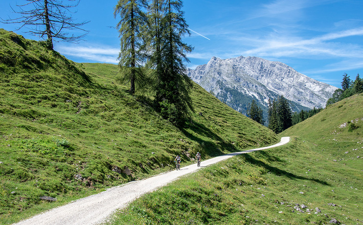 Burg Gruttenstein am Abend