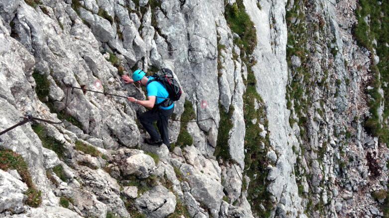 Querung ca. 1930m auf 1905m hinab