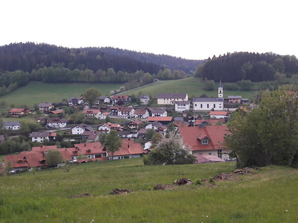 Elisabethszell vom Weg nach Maibrunn