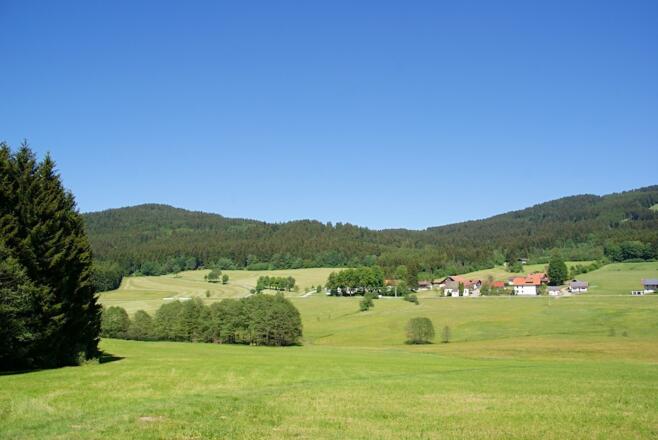 Klinglbach mit Käsplatte (links)