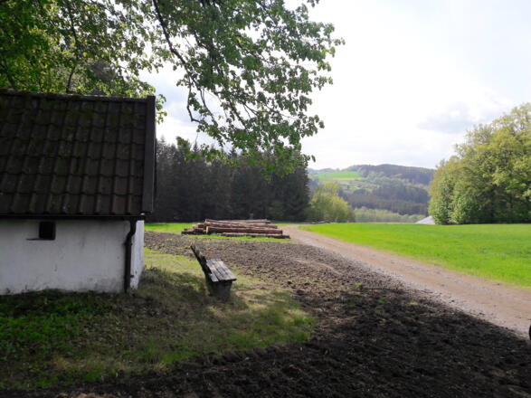 Kapelle am Weg nach Streifenau