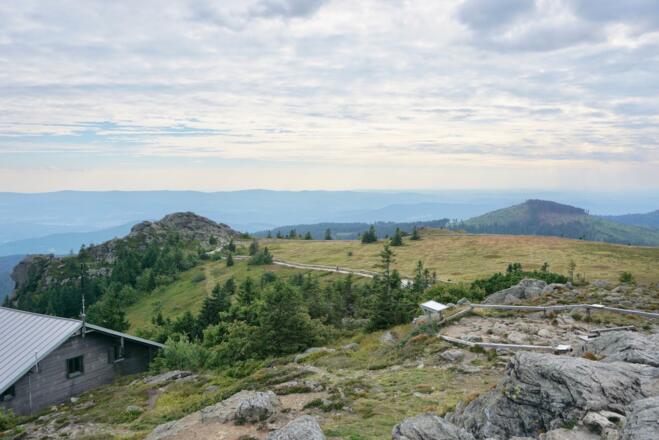 Blick zum Bodenmaiser Riegel und Kleinen Arber