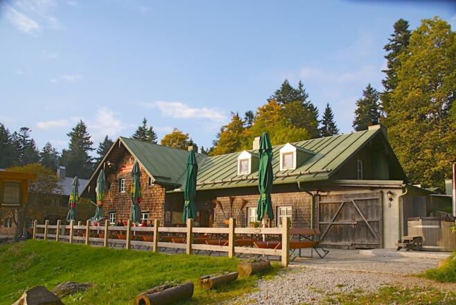 Berghütte Schareben im Herbst