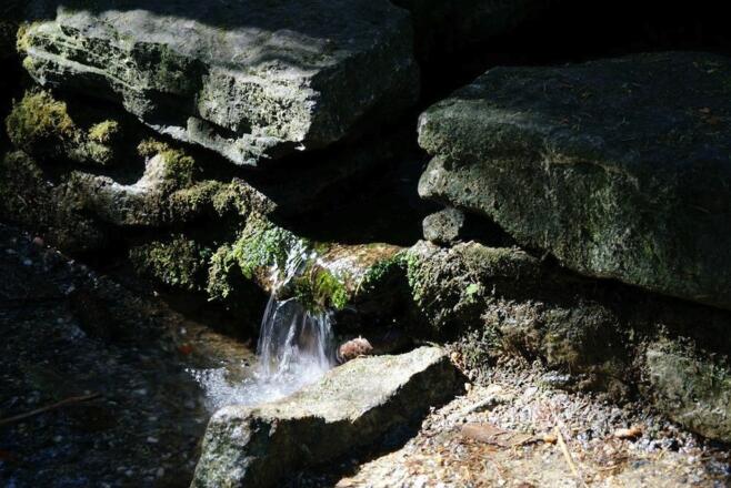 Historische Heilquelle an der Kapelle St. Bernhard