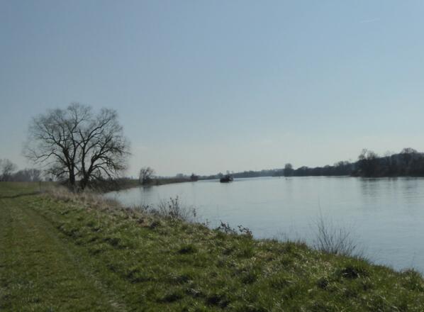...und das nächste Schiff fährt vorbei