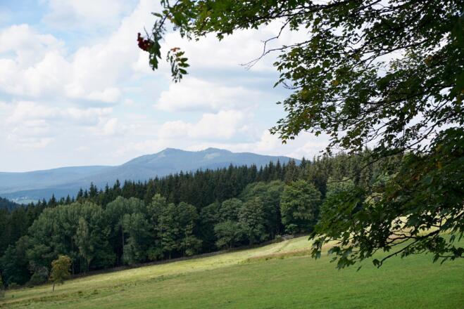 Kleiner und Großer Osser vom Weg Mooshütte - Kleiner Arbersee (&quot;Gläserner Steig&quot;)