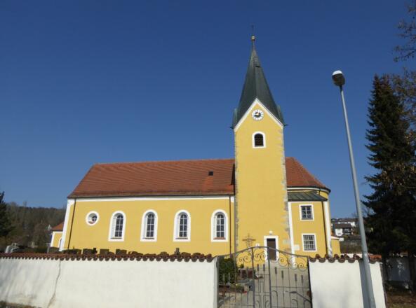 Kirche in Pfelling