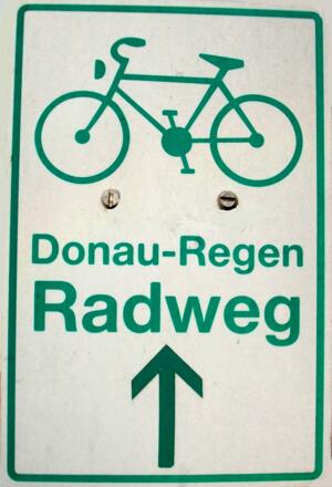 Markierung Donau-Regen-Radweg